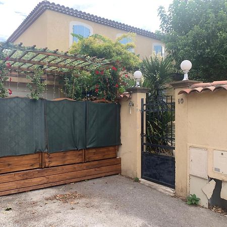 Studio Oustaou Acces Piscine Μασσαλία Εξωτερικό φωτογραφία